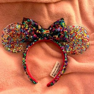 Multicolored sequined Minnie ears